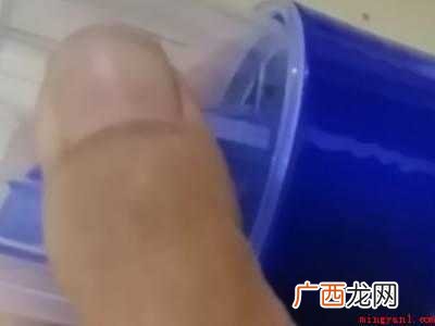 威露士洗衣液瓶盖怎么打开的具体操作 威露士洗衣液瓶盖怎么打开