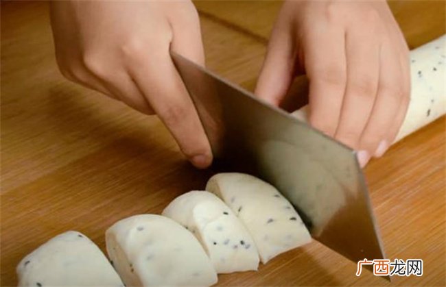 最快速春饼做法 柔软筋道 一次能做15张 凉了也不会发硬
