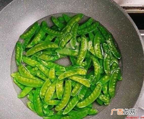 荷兰豆炒腊肠的流程怎么样