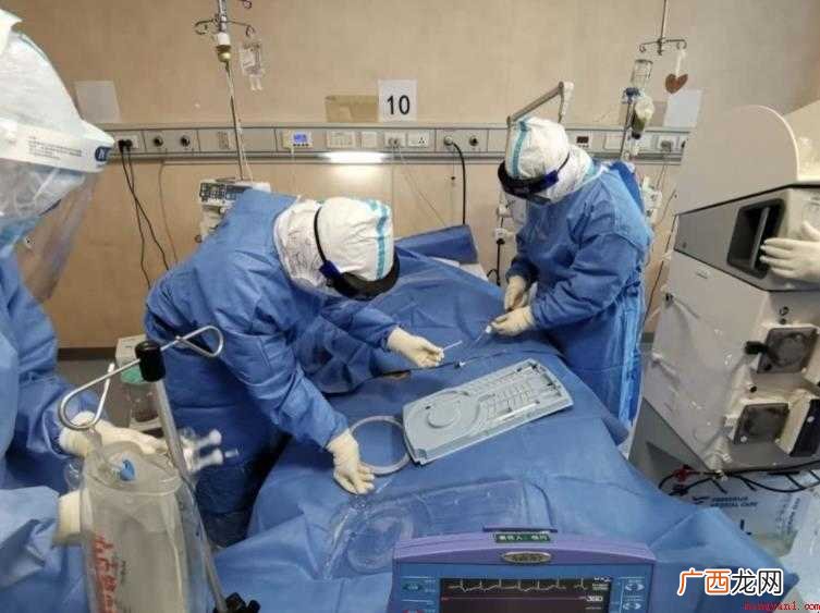 新冠重症和危重症的区别有哪些