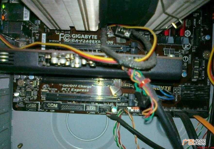 电脑声卡主要作用是什么