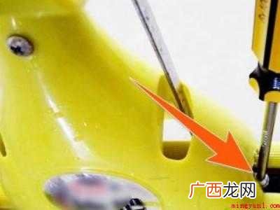 吸水拖把头怎么换头
