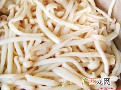 海鲜菇怎么炒好吃又简单