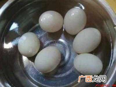 怎样煮咸鸭蛋不会裂开