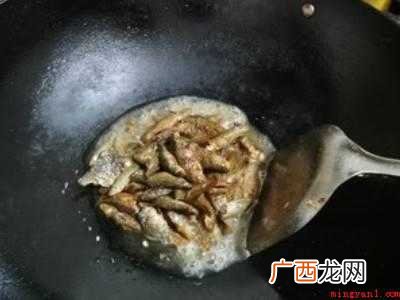 小鱼干怎么炒好吃又简单