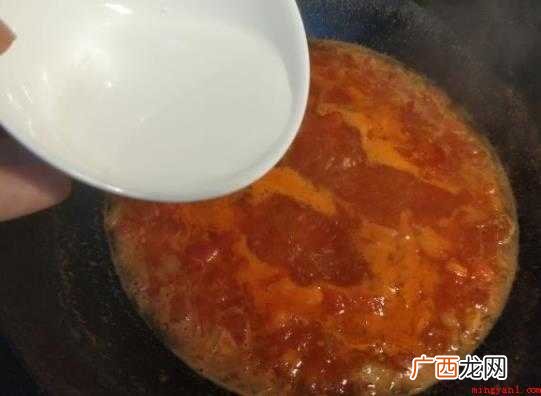 西红柿打卤面怎么做 一碗真的不够吃 西红柿打卤面怎么做