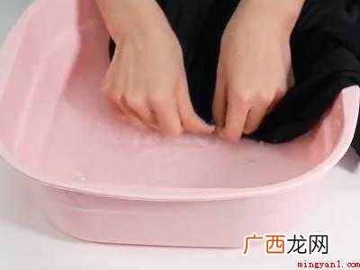 发泡胶怎么清理掉
