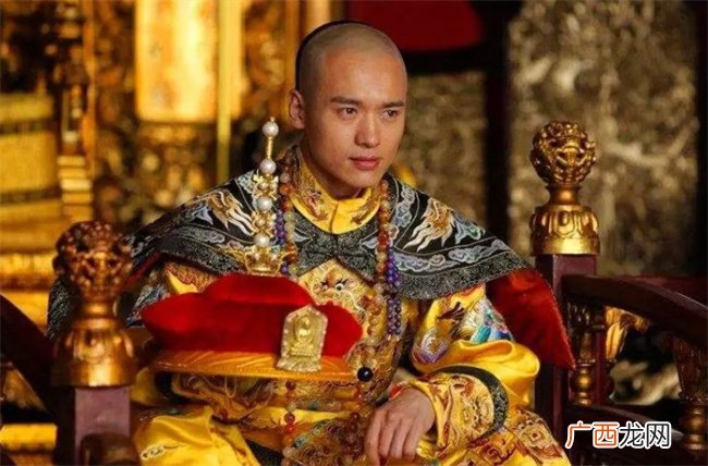 清朝官员的退休金是每年50两白银 换算成现在的人民币是多少钱