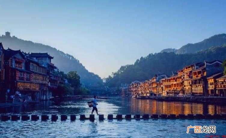 我国三十四个省级行政区,每个省都有专属于自己的简称,有的甚至
