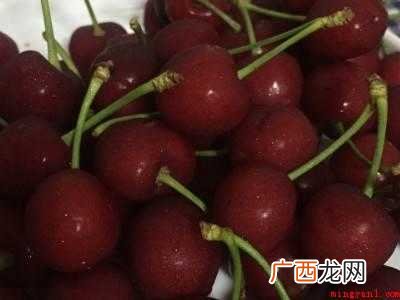 樱桃果干的制作方法