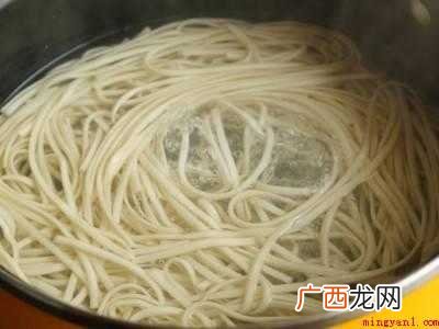 豆角捞面条怎么做好吃
