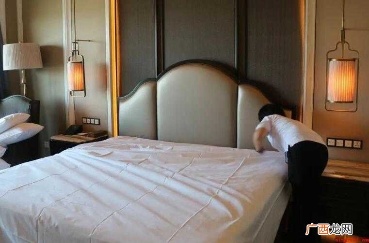客房服务员是干什么的
