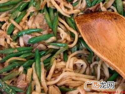 豆角炒饼丝怎么炒好吃