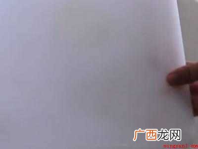白色塑料菜板发黑怎么洗干净