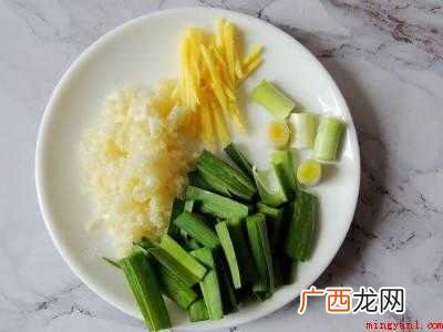 花壳怎么炒好吃共有5步 花壳怎么炒好吃