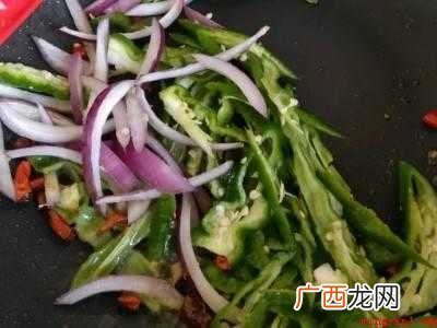 炒煎饼怎么做好吃