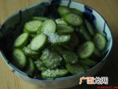 怎样腌酸甜黄瓜咸菜