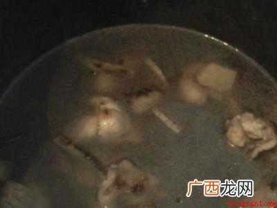 油饼母鸡汤怎么吃