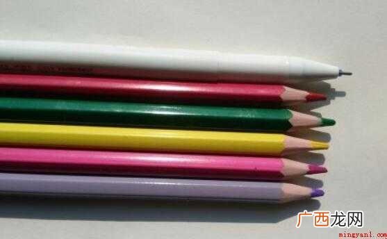 手抄报花边边框怎么画 花边边框怎么画