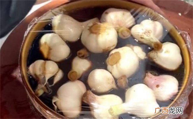 醋泡大蒜的功效有哪些 有哪些食用方法
