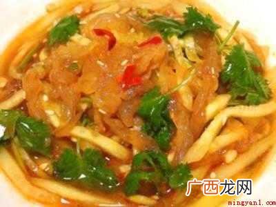 海蜇可做凉拌海蜇头、海蜇老鸡汤、醋拌什锦海蜇等 海蜇怎么吃的做法