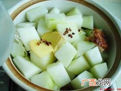 吃烤鸭怎么吃