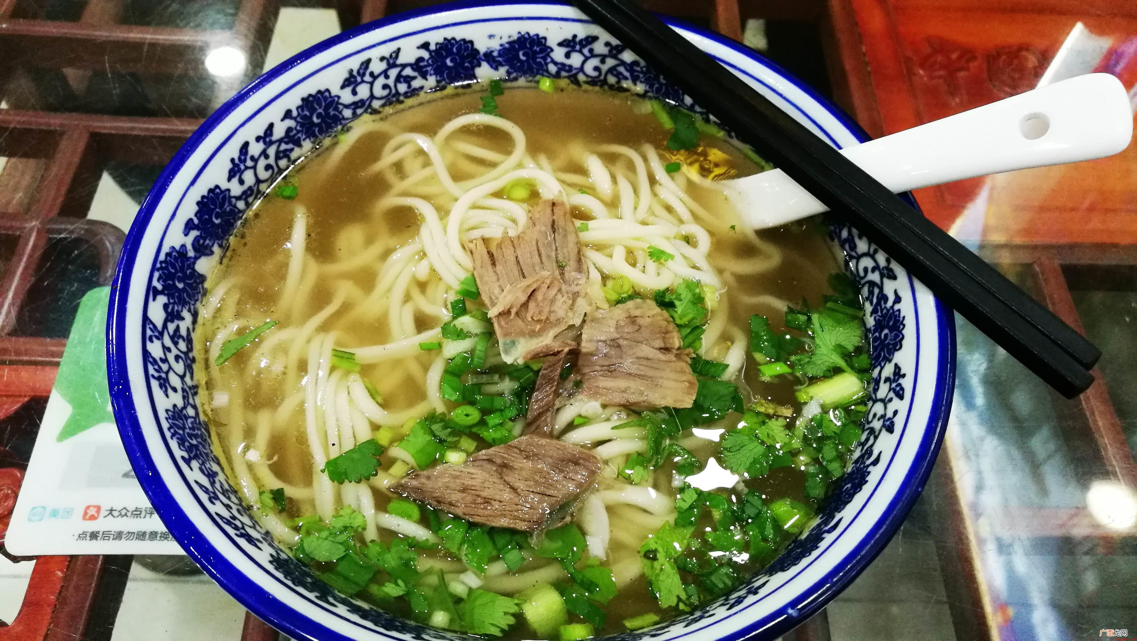 沙县小吃;黄焖鸡米;兰州拉面 三大饮食巨头是哪三个
