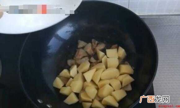 茄子炖土豆的流程怎么样