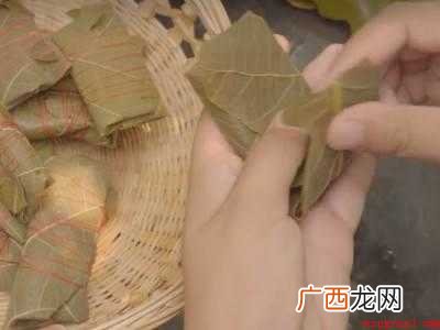 胡叶包粽子怎么包