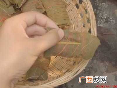 胡叶包粽子怎么包