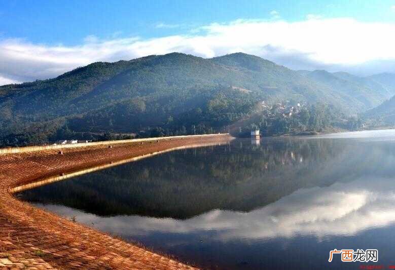 平稳的反义词是什么内容 平稳的反义词是什么