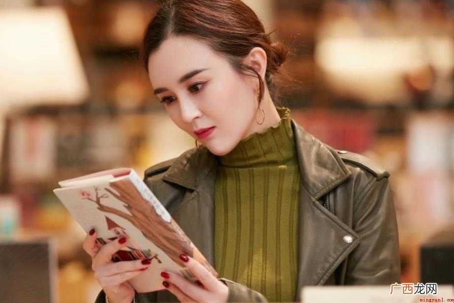 仪态端庄是什么意思 仪表姿态大方而且端正严肃 仪态端庄是什么意思