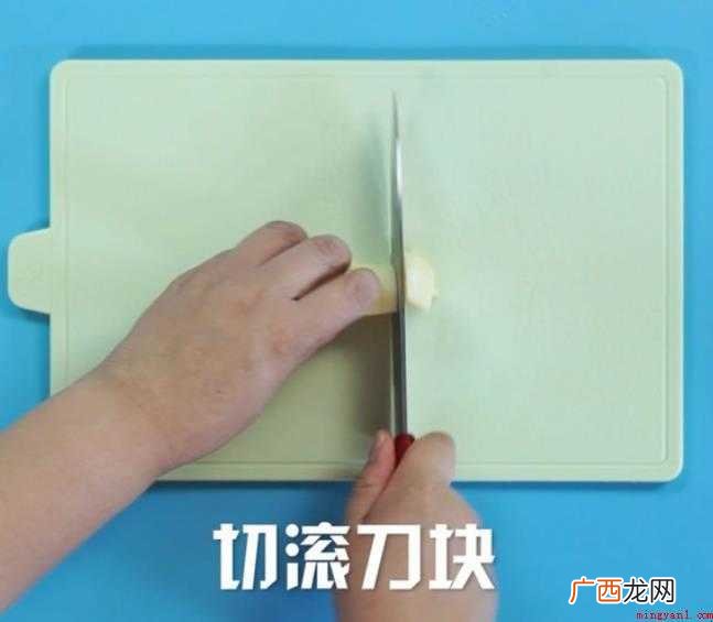 土豆炖鸡块的家常做法是什么