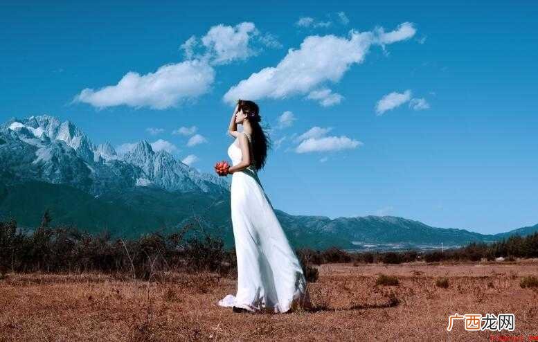 关于遥望的近义词有哪些 遥望的近义词有哪些
