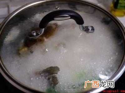 鲫鱼怎样做好吃家常做法