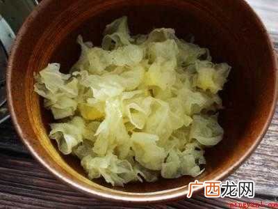 如何做桃胶雪燕皂角米好吃