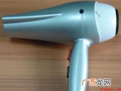 杯子上的商标胶怎么弄掉