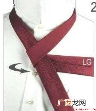 男士西装打领带如何系领带 如何系领带