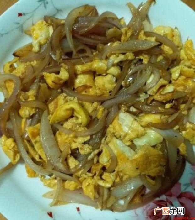 洋葱炒鸡蛋的做法是什么