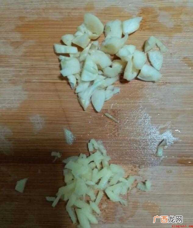 洋葱炒鸡蛋的做法是什么