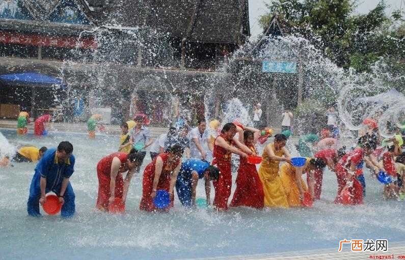 西双版纳泼水节是哪天