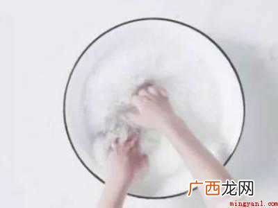 100%山羊绒毛衣怎么洗