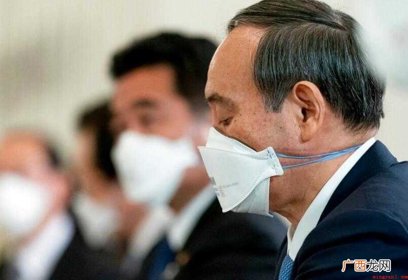 仰人鼻息的反义词是什么