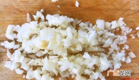凉拌蕨根粉的流程怎么样