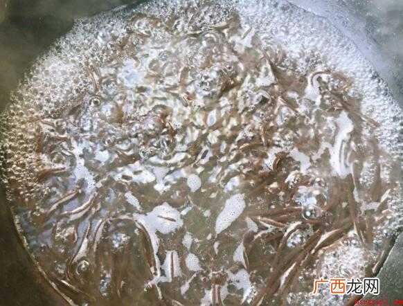 凉拌蕨根粉的流程怎么样