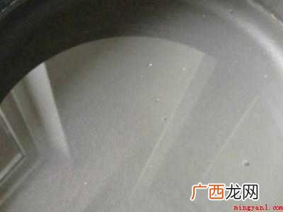 铝锅第一次用怎么用什么方法开锅