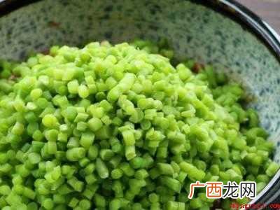 蒜苔饺子馅怎么做