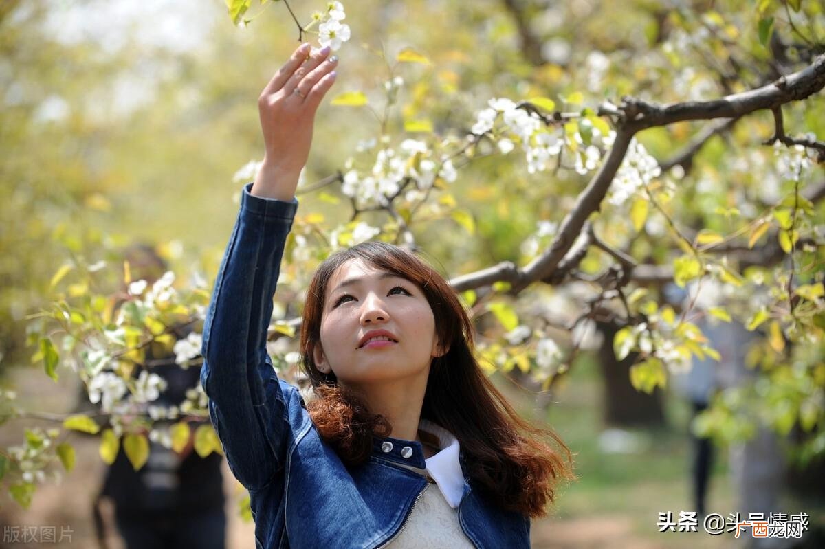 把友情当爱情那是彻彻底底的被忽悠 友情和爱情的区别