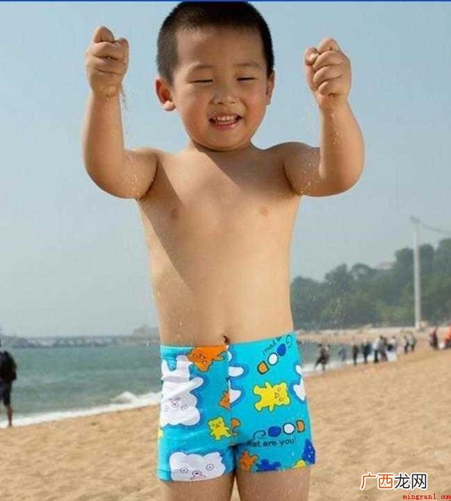 如何为儿童挑选最合适泳衣