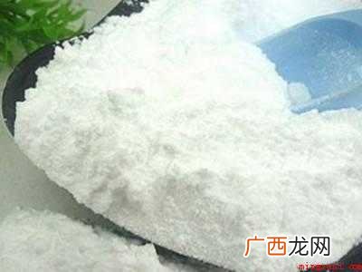 小苏打怎么洗衣服变白
